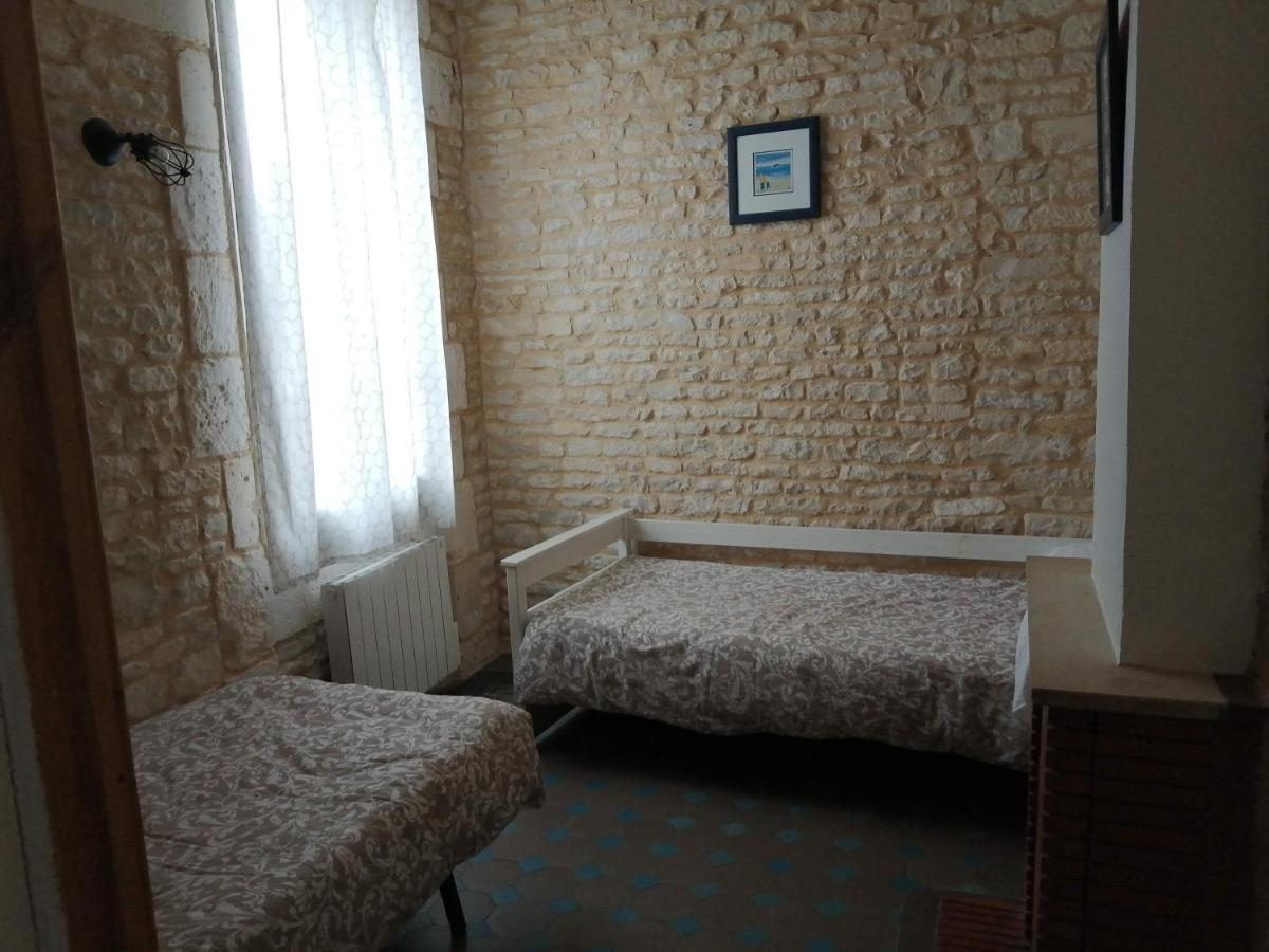 Saint-Hilaire-la-Palud Le Logis De La Venise Verte מראה חיצוני תמונה
